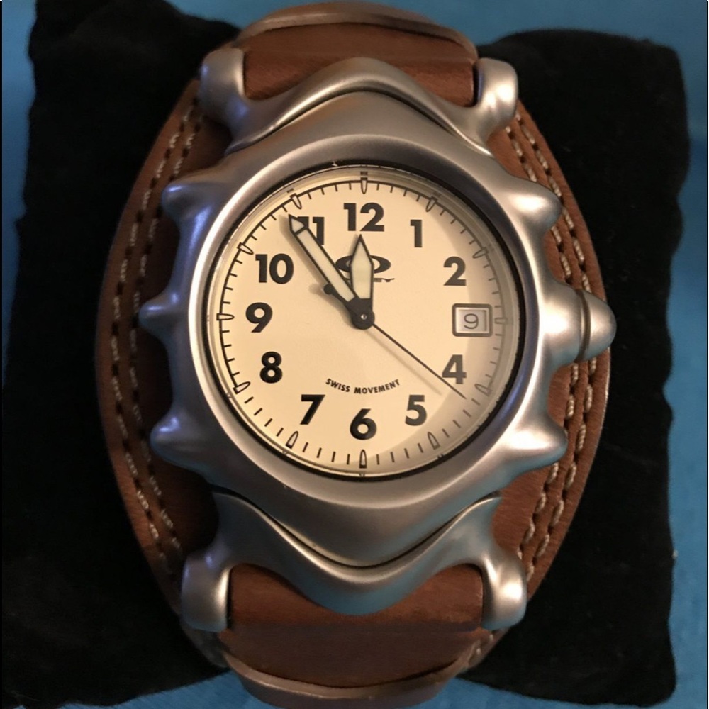 Oakley Saddleback Men's Watch, Brown leather